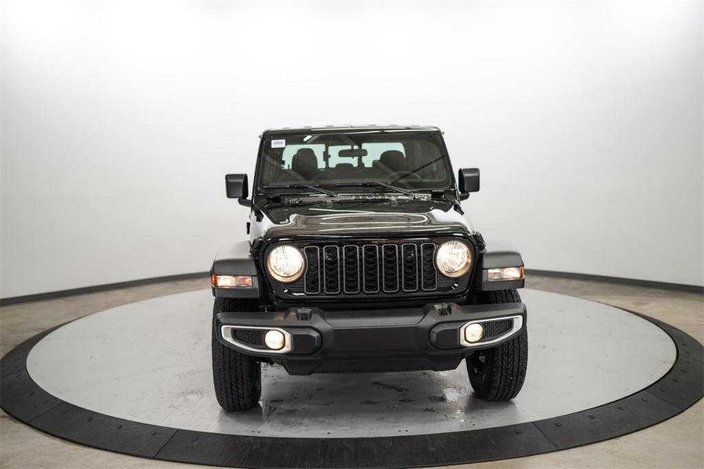 new 2024 Jeep Gladiator car, priced at $38,396