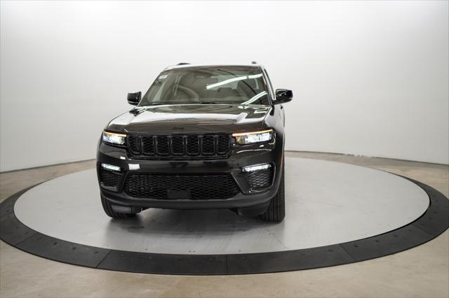 new 2024 Jeep Grand Cherokee car, priced at $45,114