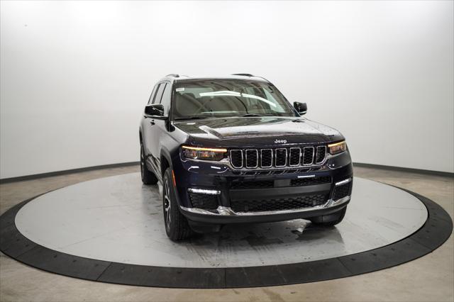 new 2024 Jeep Grand Cherokee L car, priced at $49,622