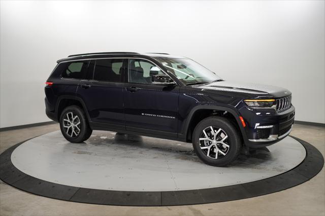 new 2024 Jeep Grand Cherokee L car, priced at $49,622