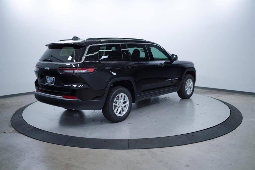 new 2024 Jeep Grand Cherokee L car, priced at $32,425