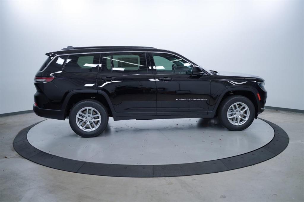 new 2024 Jeep Grand Cherokee L car, priced at $32,425