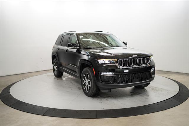 new 2024 Jeep Grand Cherokee car, priced at $49,155