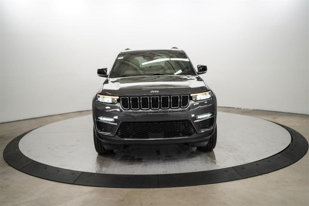 new 2024 Jeep Grand Cherokee car, priced at $43,380