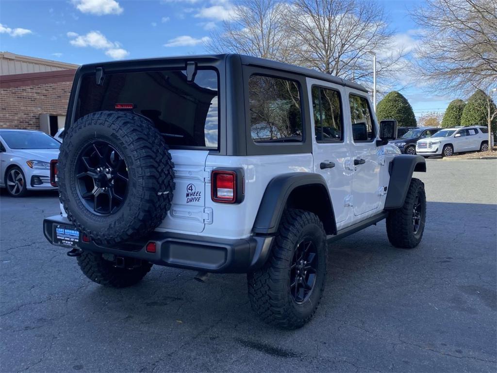 new 2025 Jeep Wrangler car, priced at $46,880