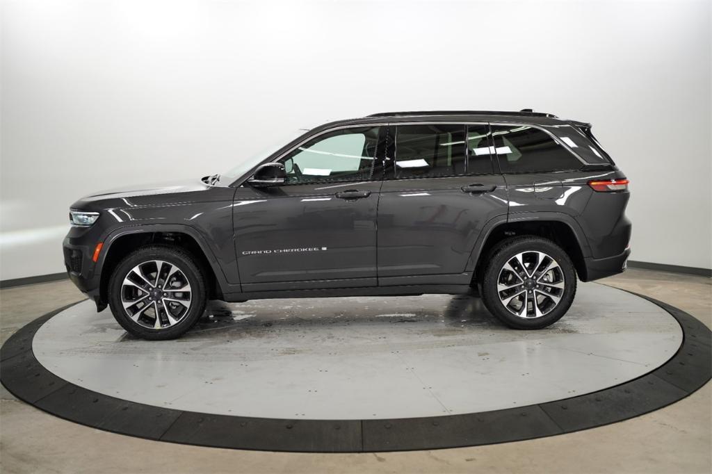 new 2024 Jeep Grand Cherokee car, priced at $53,527