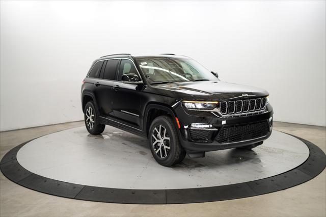 new 2024 Jeep Grand Cherokee car, priced at $49,155