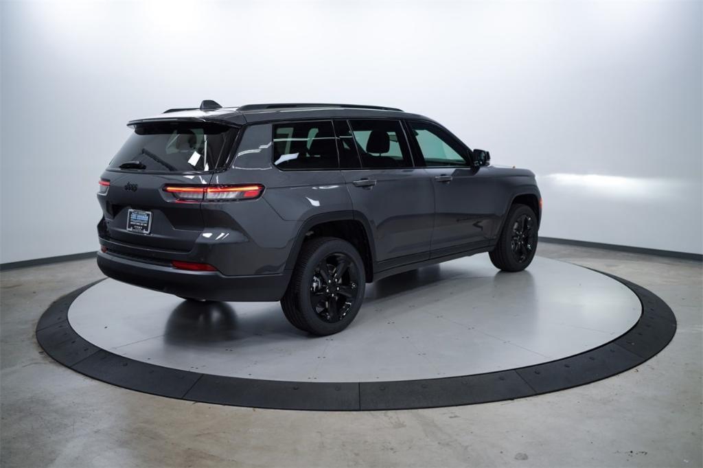 new 2024 Jeep Grand Cherokee L car, priced at $42,366