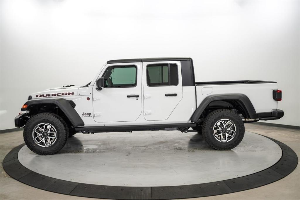 new 2024 Jeep Gladiator car, priced at $43,768