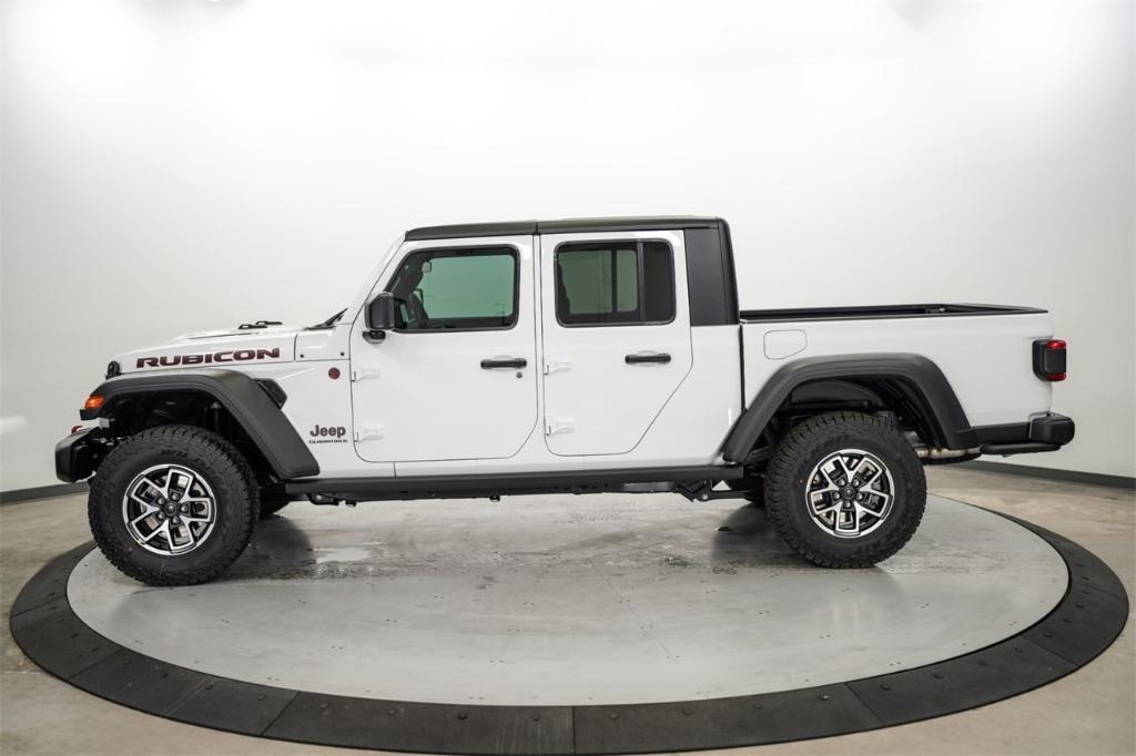 new 2024 Jeep Gladiator car, priced at $49,989