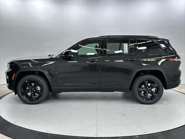 new 2024 Jeep Grand Cherokee car, priced at $52,982