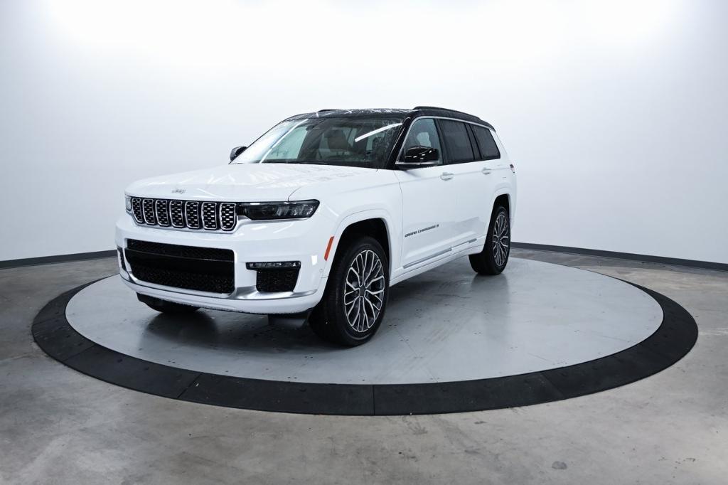 new 2025 Jeep Grand Cherokee L car, priced at $65,605