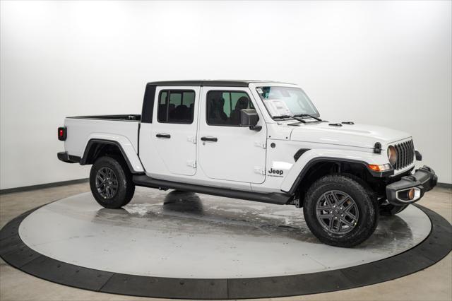 new 2024 Jeep Gladiator car, priced at $44,261