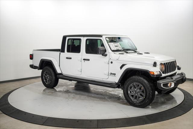 new 2024 Jeep Gladiator car, priced at $44,261