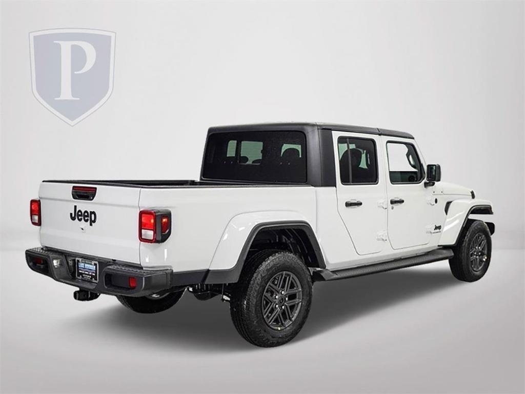 new 2024 Jeep Gladiator car, priced at $40,219