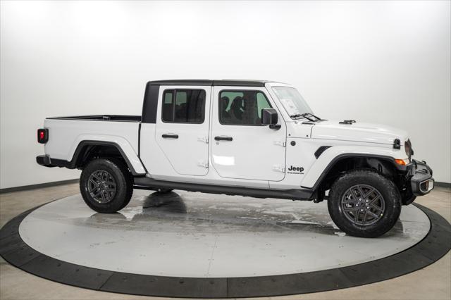 new 2024 Jeep Gladiator car, priced at $44,261