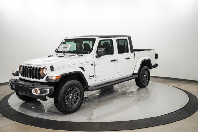 new 2024 Jeep Gladiator car, priced at $45,261