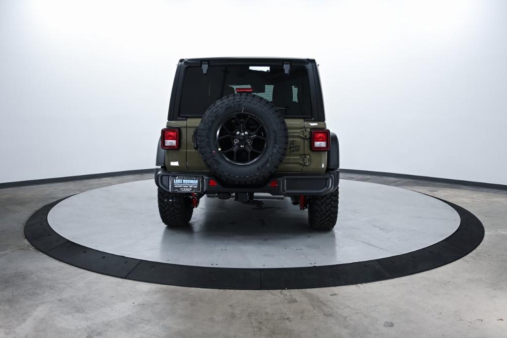 new 2025 Jeep Wrangler car, priced at $47,475