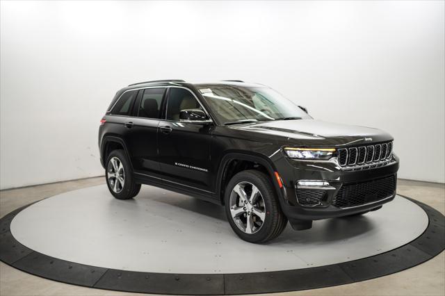 new 2024 Jeep Grand Cherokee car, priced at $52,674