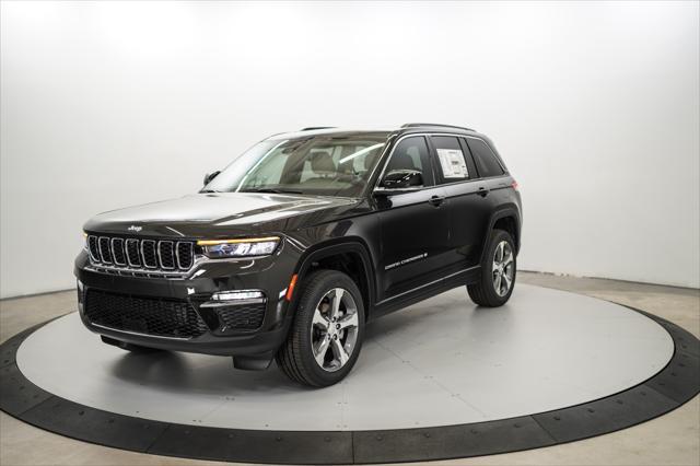 new 2024 Jeep Grand Cherokee car, priced at $52,674