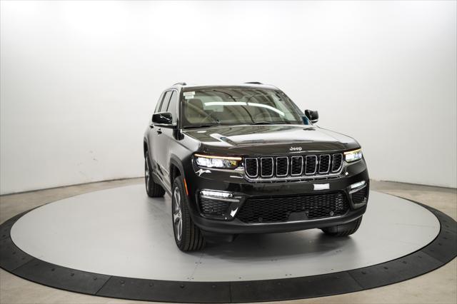 new 2024 Jeep Grand Cherokee car, priced at $52,674