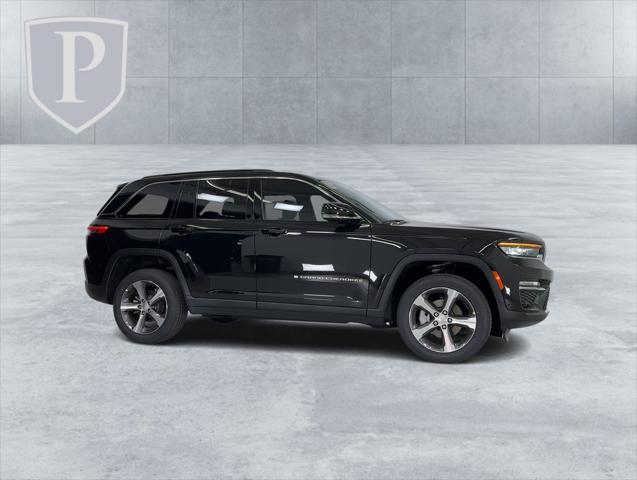 new 2024 Jeep Grand Cherokee car, priced at $49,774
