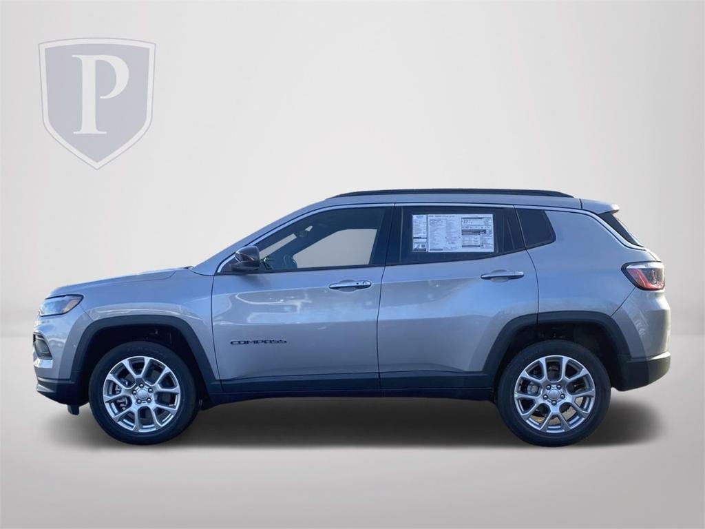 new 2024 Jeep Compass car, priced at $25,860