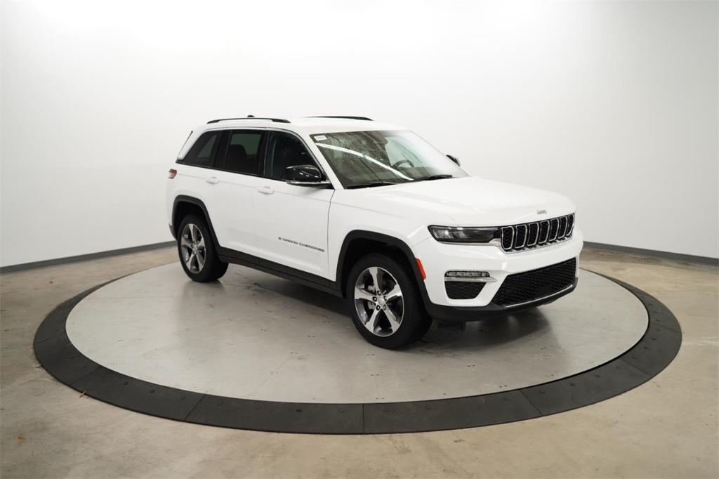 used 2023 Jeep Grand Cherokee car, priced at $34,500