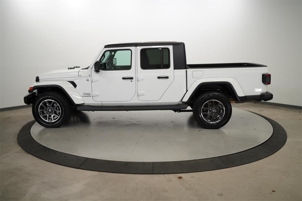 used 2021 Jeep Gladiator car, priced at $35,000