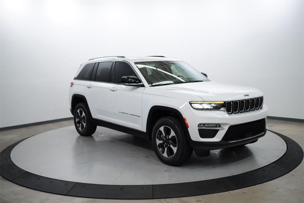 new 2024 Jeep Grand Cherokee 4xe car, priced at $55,434