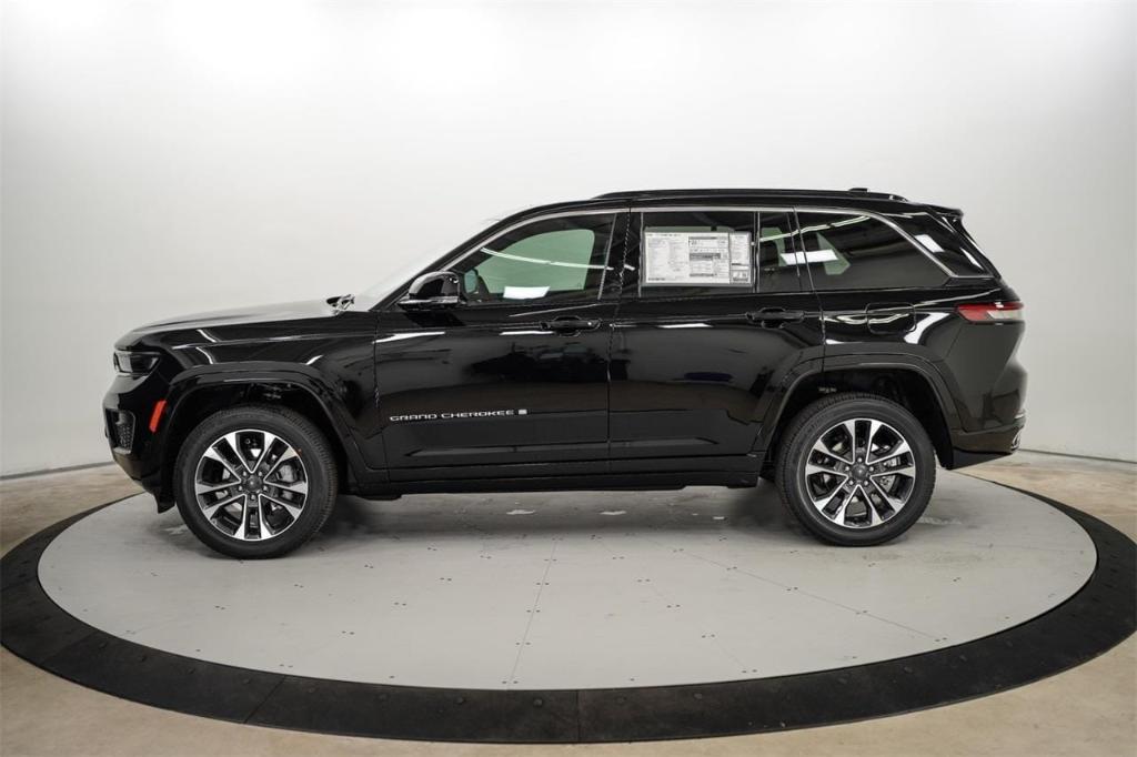 new 2024 Jeep Grand Cherokee car, priced at $55,280