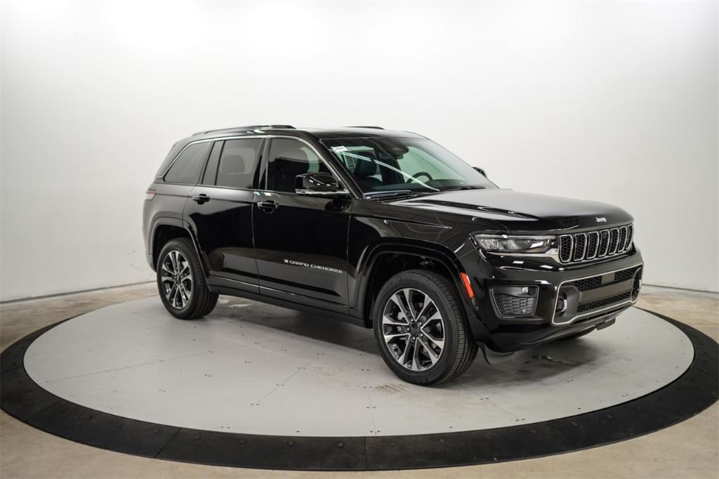 new 2024 Jeep Grand Cherokee car, priced at $53,527