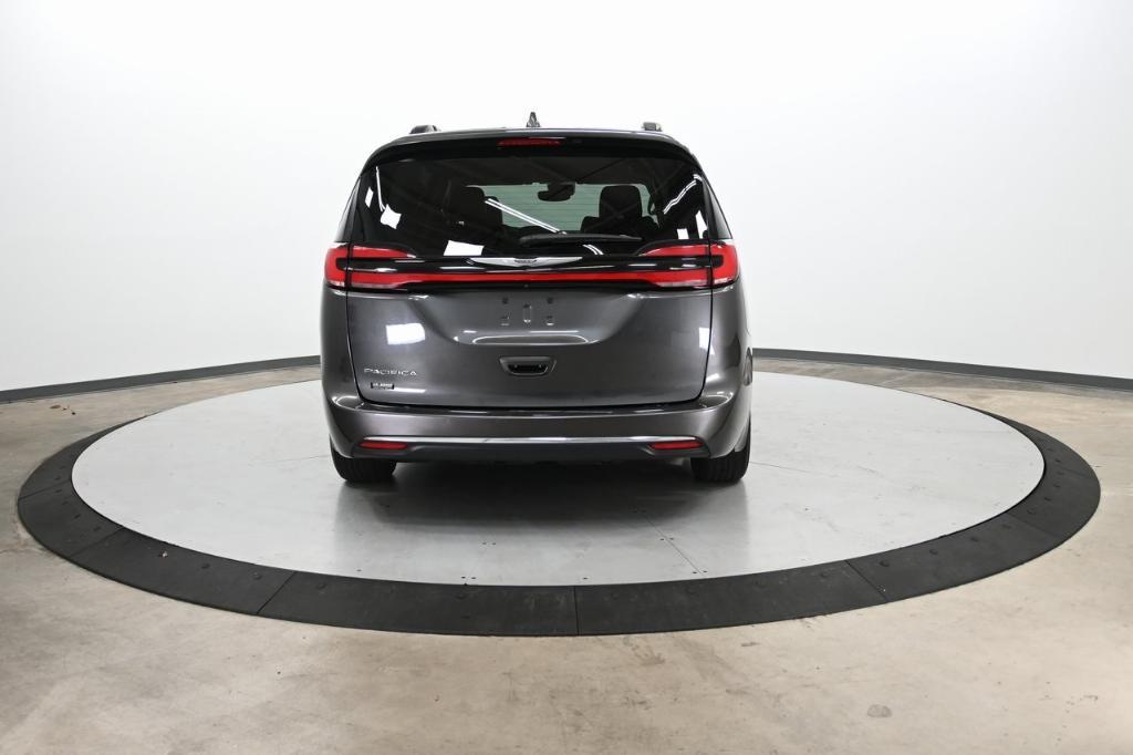 used 2022 Chrysler Pacifica car, priced at $22,000