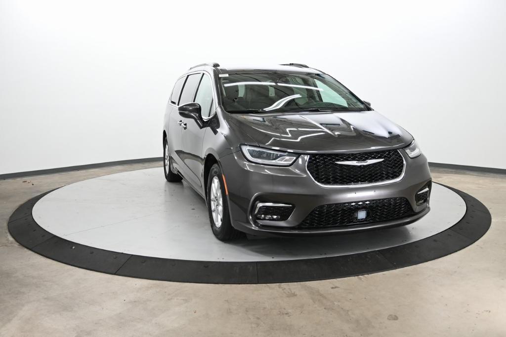 used 2022 Chrysler Pacifica car, priced at $22,000