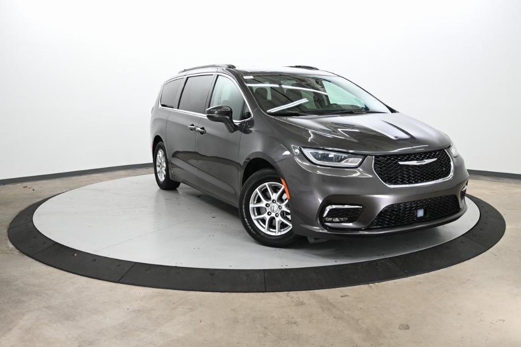 used 2022 Chrysler Pacifica car, priced at $22,000