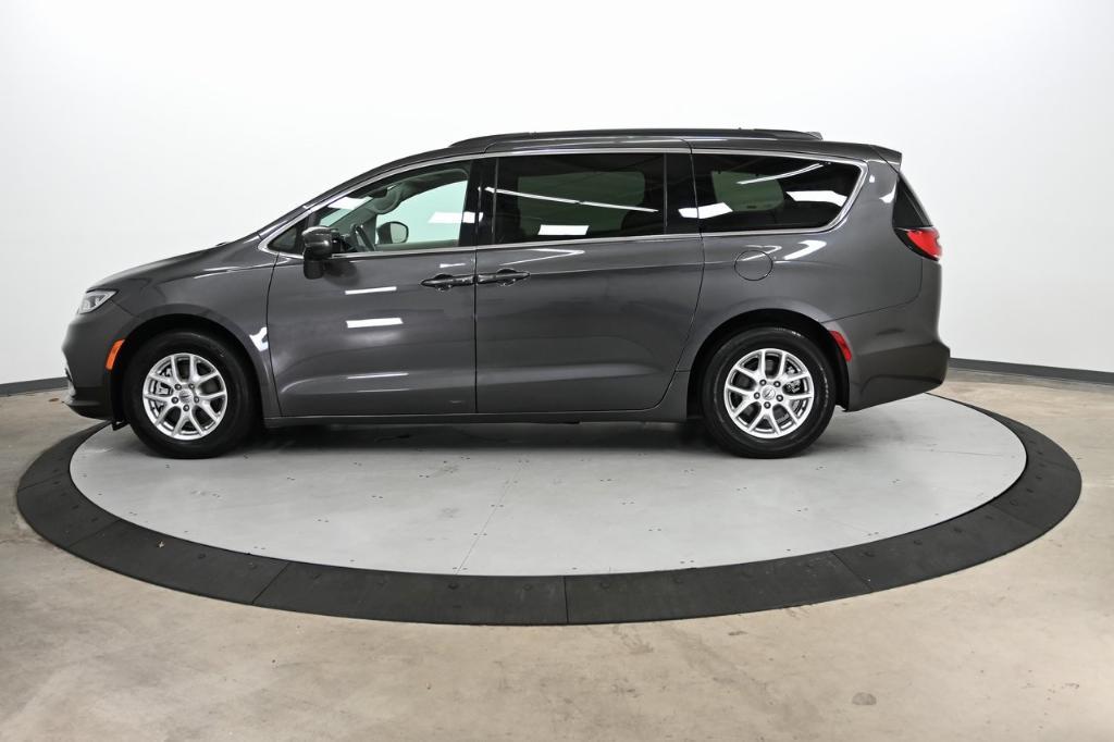 used 2022 Chrysler Pacifica car, priced at $22,000