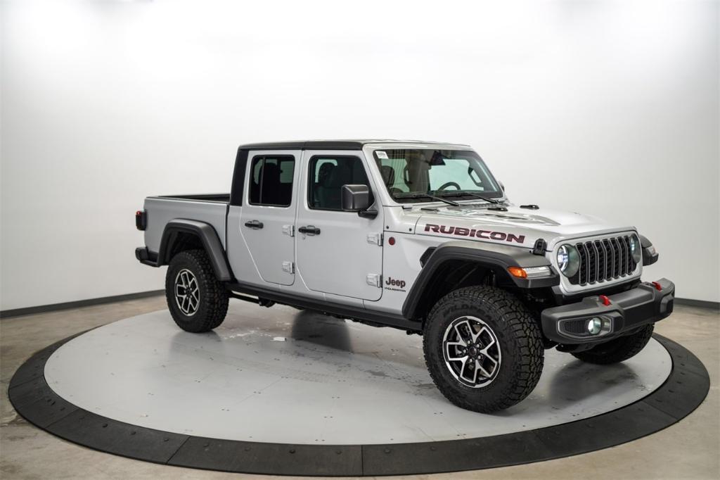 new 2024 Jeep Gladiator car, priced at $50,525