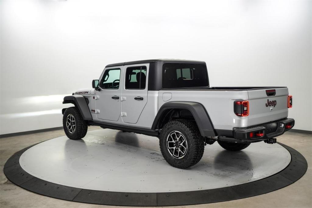 new 2024 Jeep Gladiator car, priced at $44,244