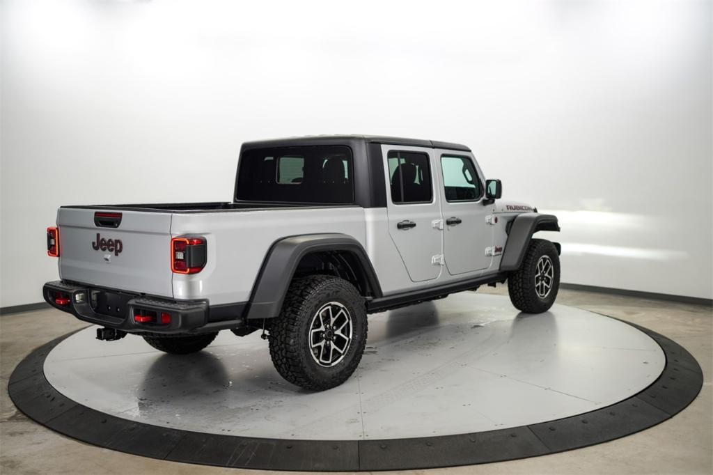 new 2024 Jeep Gladiator car, priced at $50,525