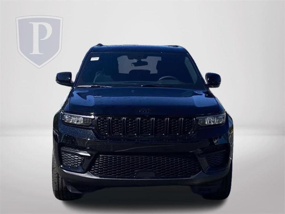 new 2025 Jeep Grand Cherokee car, priced at $43,425