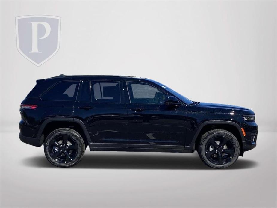 new 2025 Jeep Grand Cherokee car, priced at $43,425