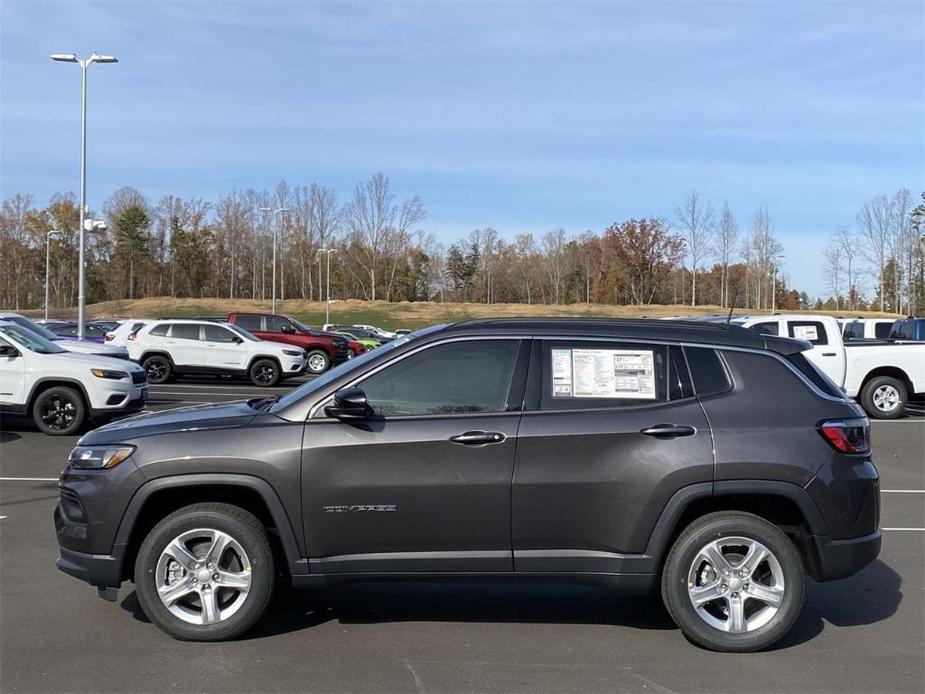 new 2024 Jeep Compass car, priced at $31,529