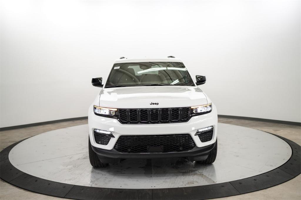 new 2024 Jeep Grand Cherokee car, priced at $51,072