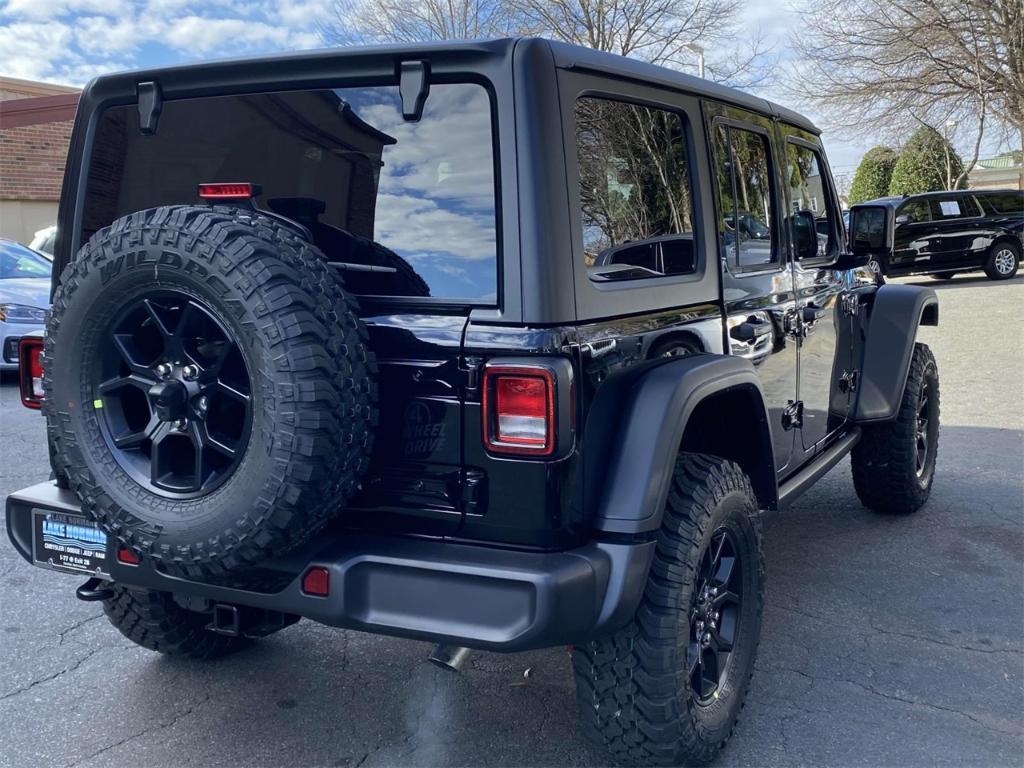 new 2025 Jeep Wrangler car, priced at $47,475