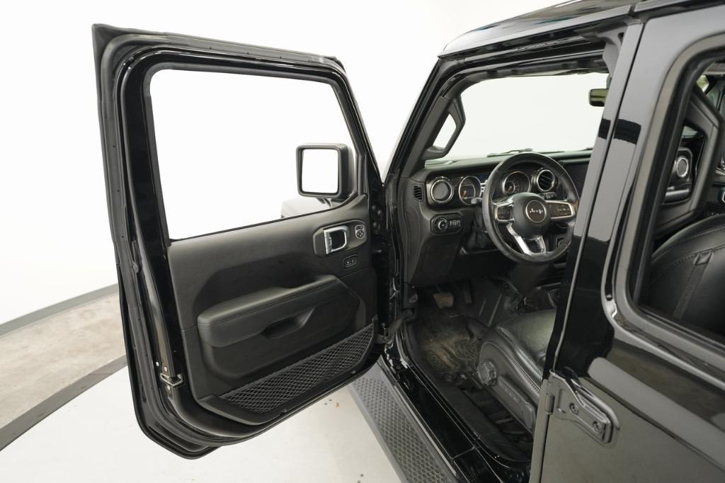 used 2019 Jeep Wrangler Unlimited car, priced at $32,500