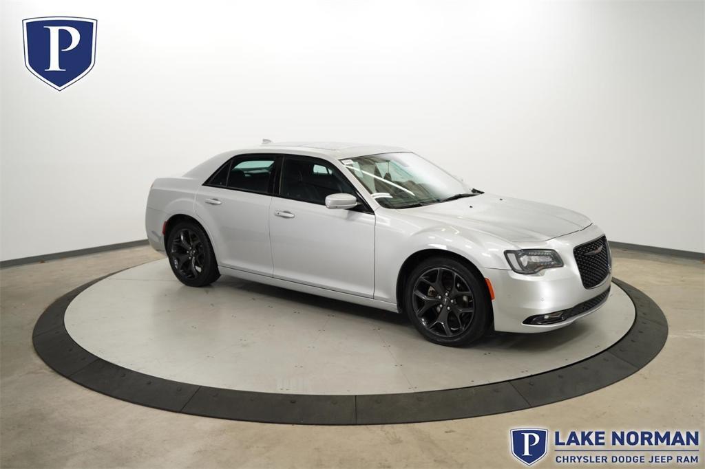 used 2022 Chrysler 300 car, priced at $22,000