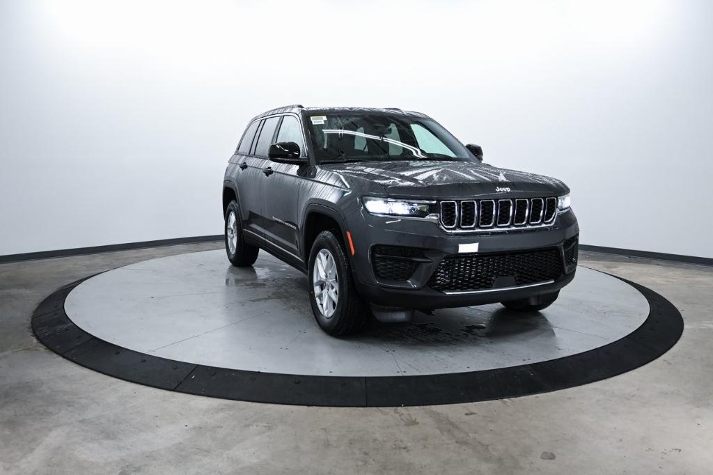 new 2025 Jeep Grand Cherokee car, priced at $36,175