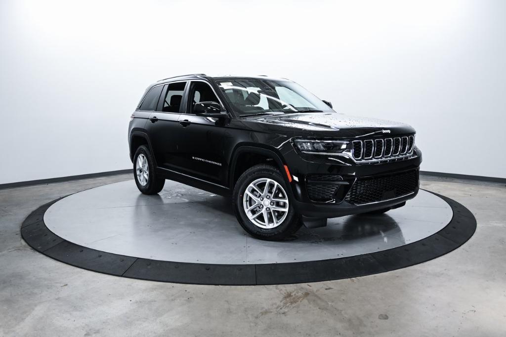 new 2025 Jeep Grand Cherokee car, priced at $37,970