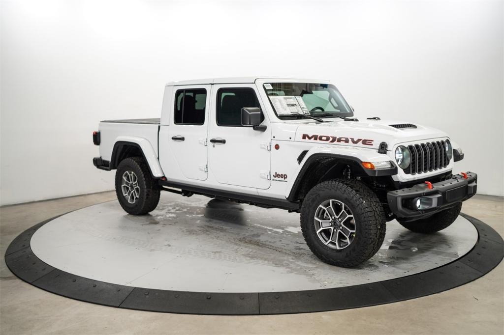 new 2024 Jeep Gladiator car, priced at $53,682