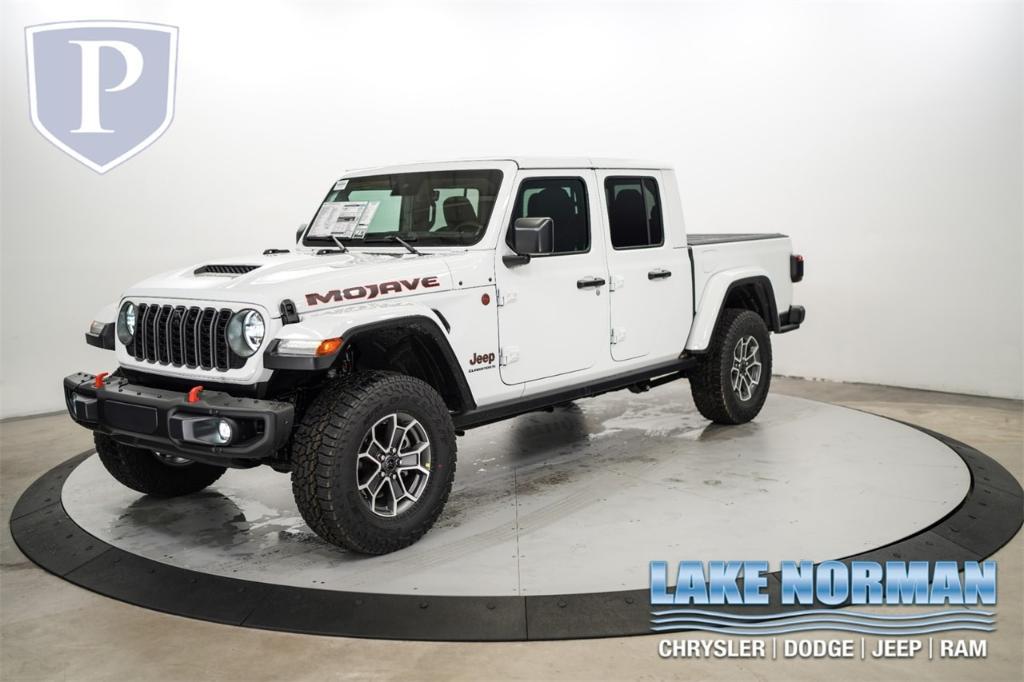 new 2024 Jeep Gladiator car, priced at $53,682